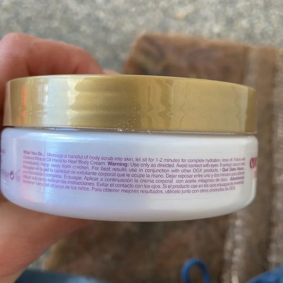 NWT Coconut Miracle oil polishing scrub - Picture 6 of 7